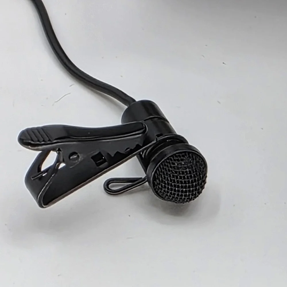 Electro-Voice RE-2 Wireless System Receiver With Clip Microphone Acessories Case